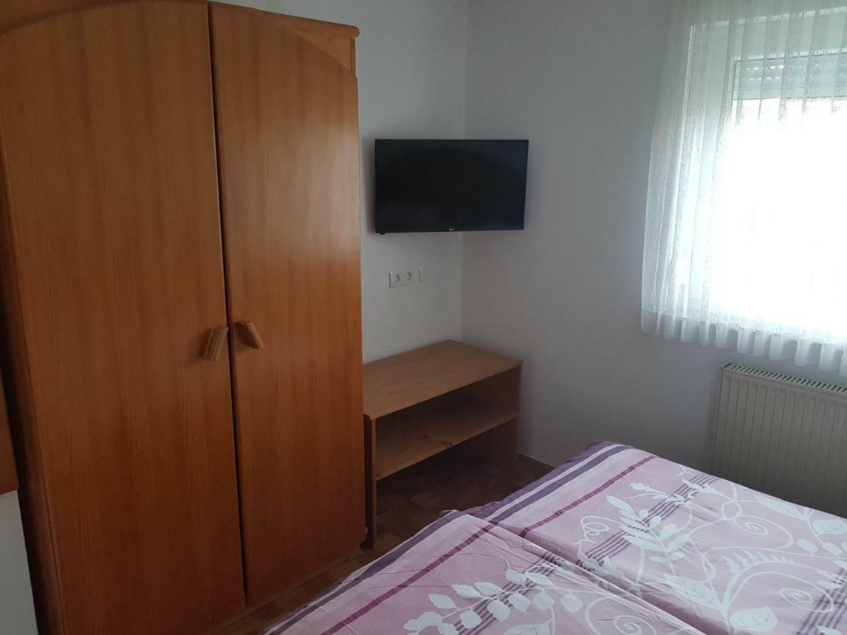 Apartment Lipar Preddvor Ngoại thất bức ảnh